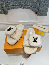 China Replica LV Women Shoes 88usd Only